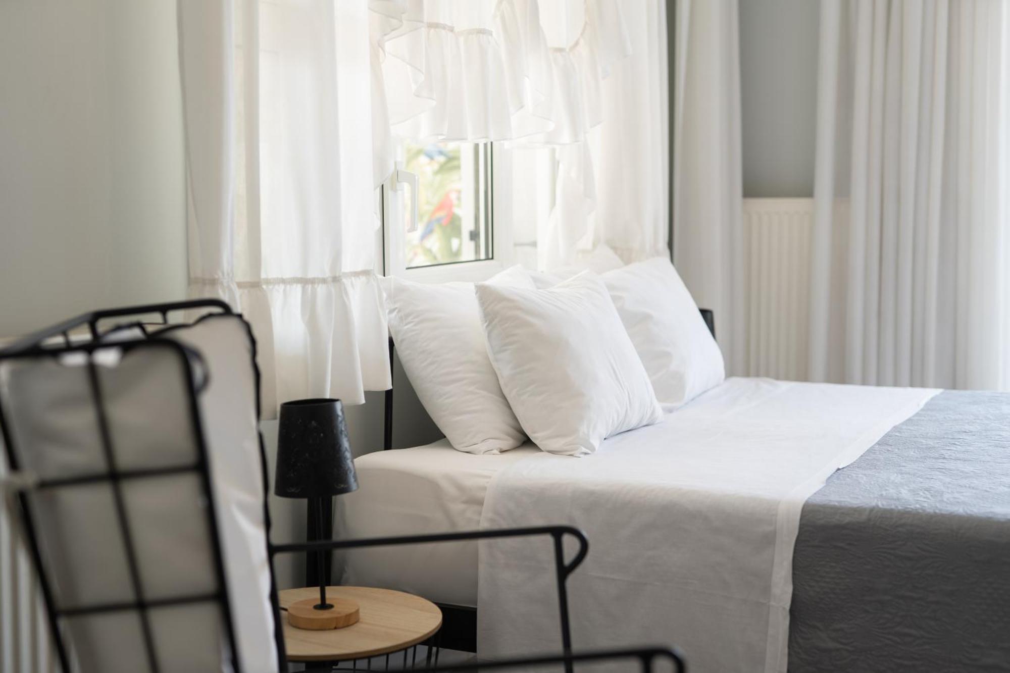 Glykanisos Suites เนอาเปรามอส ภายนอก รูปภาพ