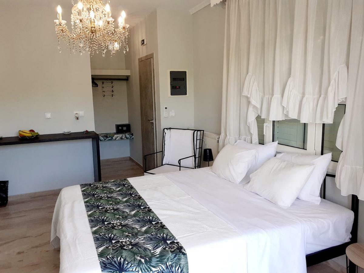 Glykanisos Suites เนอาเปรามอส ภายนอก รูปภาพ
